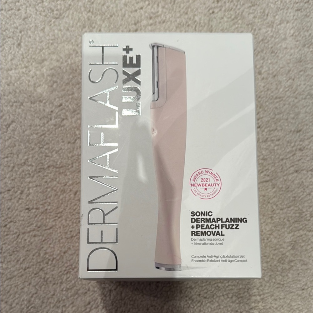LUXE+ Sonic Dermaplaning Device - Pink